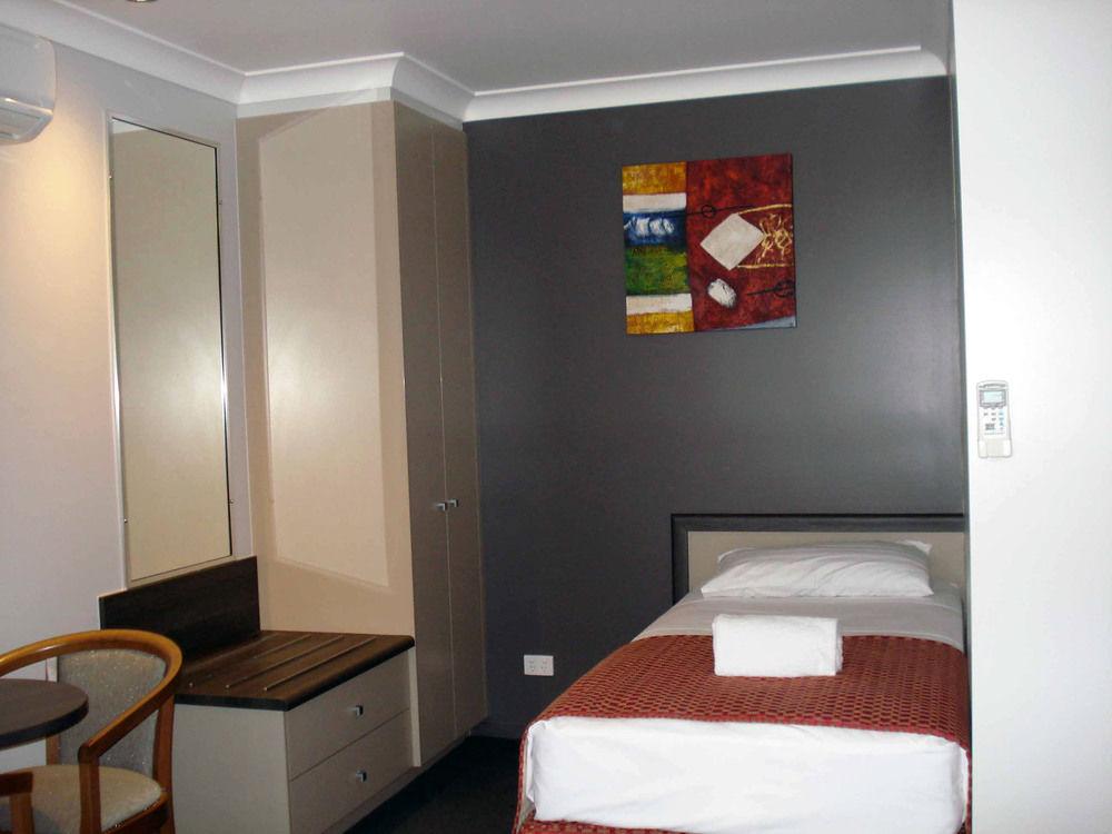 Oakey Motor Inn Dış mekan fotoğraf